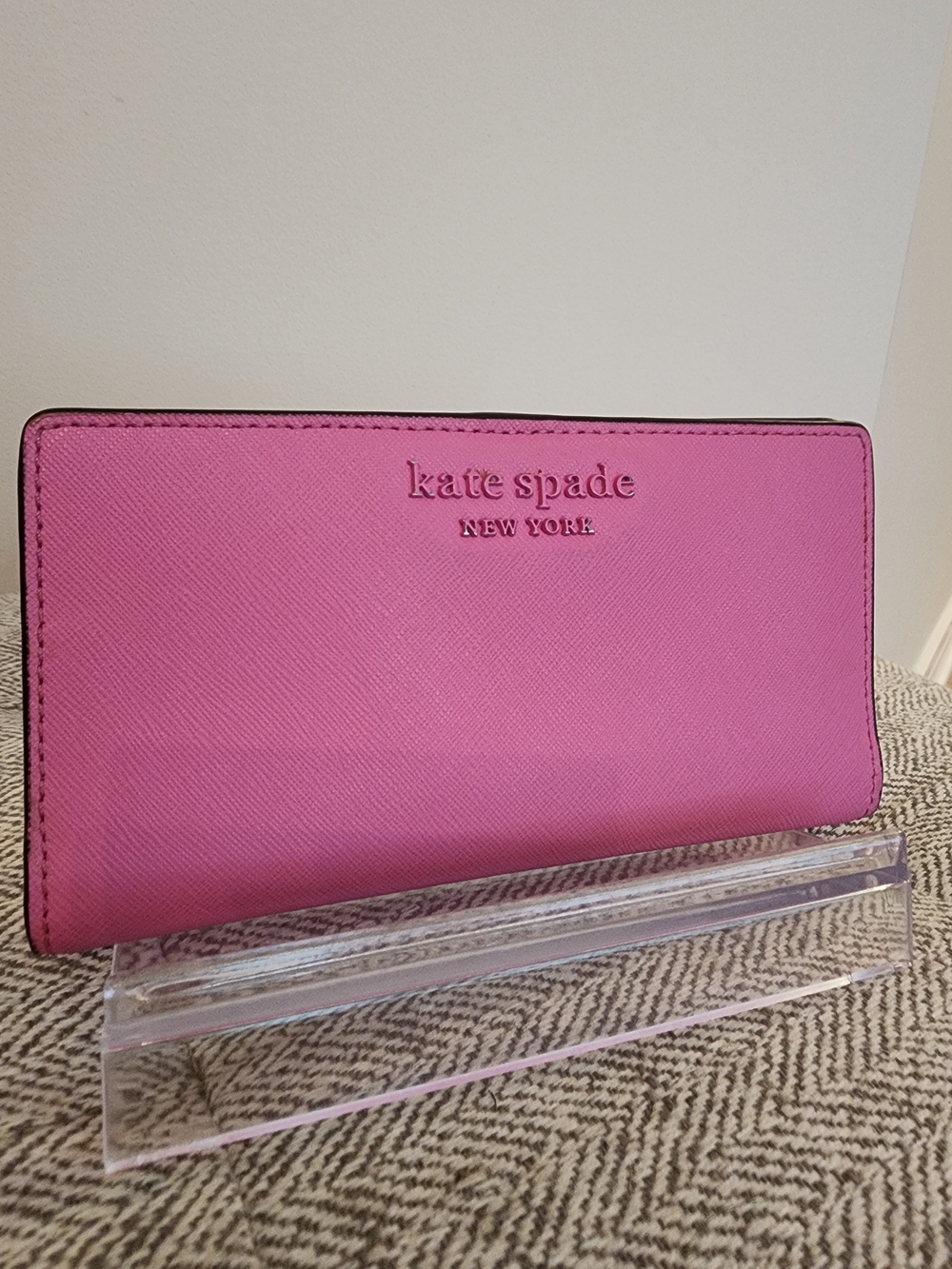 Kate Spade New York Cameron Monotone Large Slim Bifold Wallet in Bright Pink
